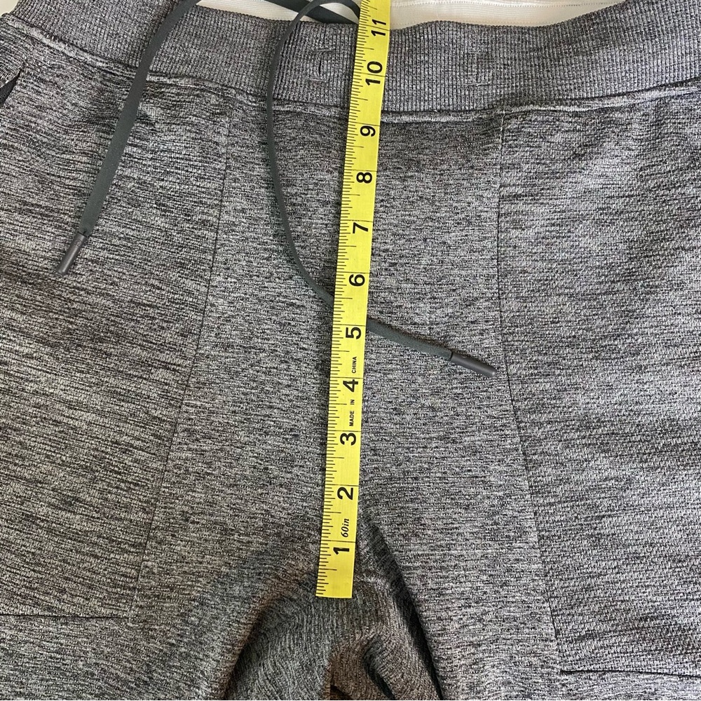 Lululemon Textured Tech Joggers - Picture 11 of 14